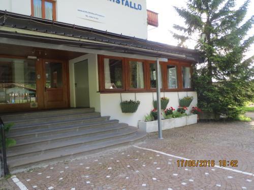 Hotel Cristallo Фольгария Экстерьер фото