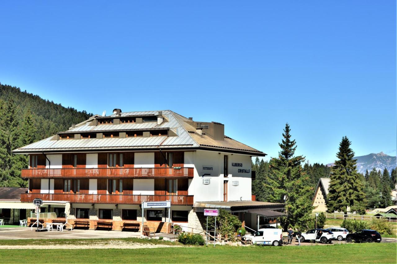 Hotel Cristallo Фольгария Экстерьер фото