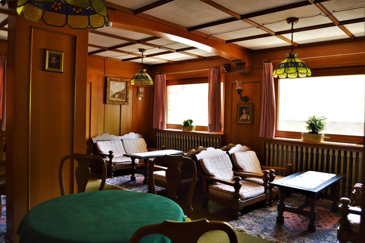 Hotel Cristallo Фольгария Экстерьер фото