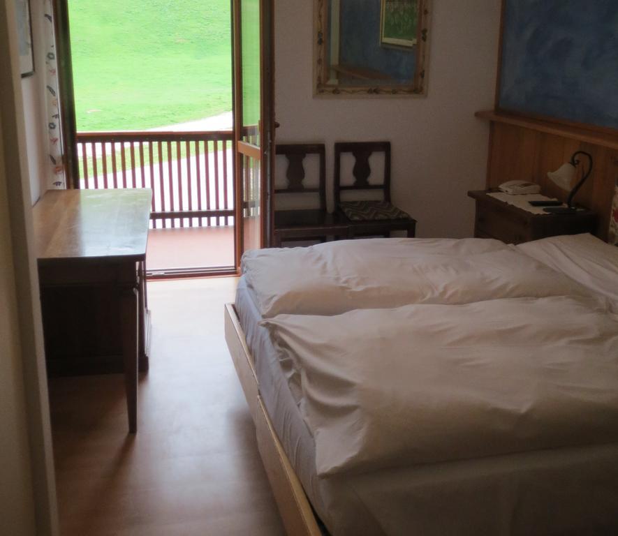Hotel Cristallo Фольгария Экстерьер фото