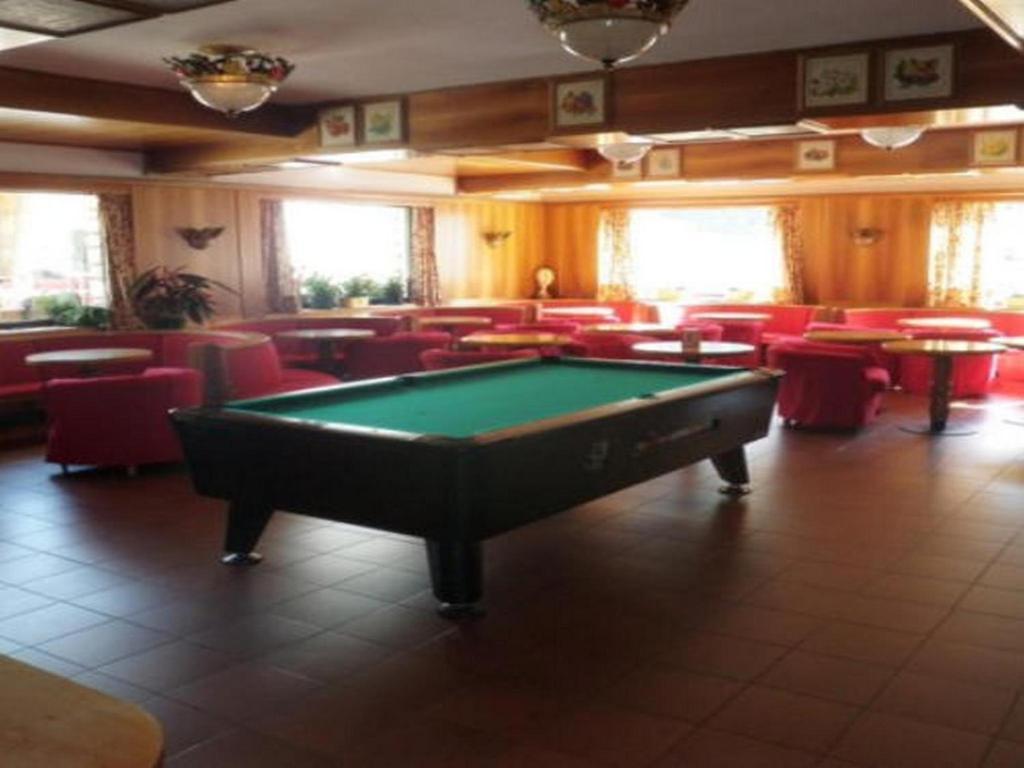Hotel Cristallo Фольгария Экстерьер фото